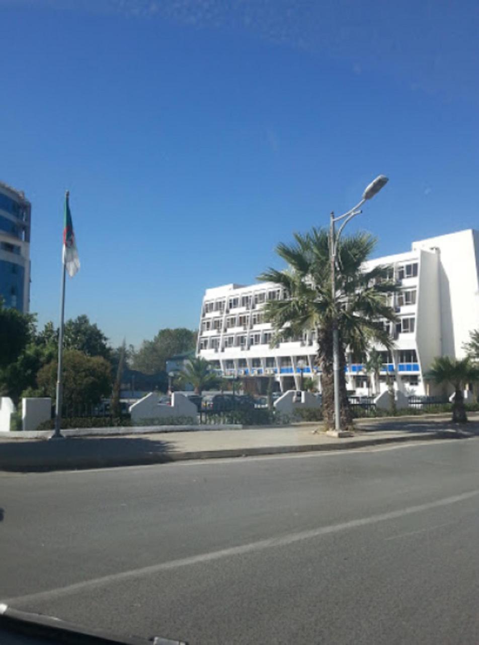 Hotel De L'Aeroport Algiers Bagian luar foto